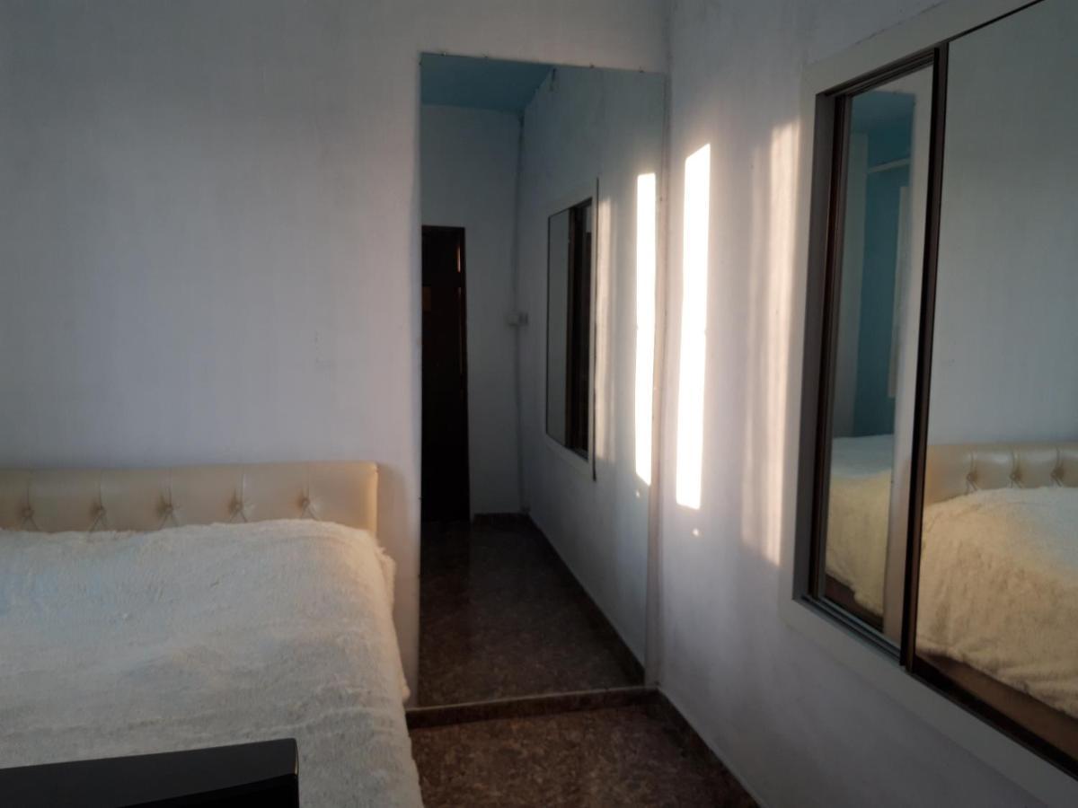 Sam'S Place, Tours With Sam Yerevan Bagian luar foto
