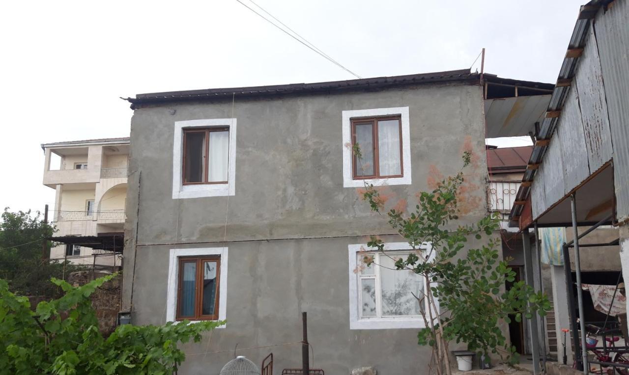 Sam'S Place, Tours With Sam Yerevan Bagian luar foto