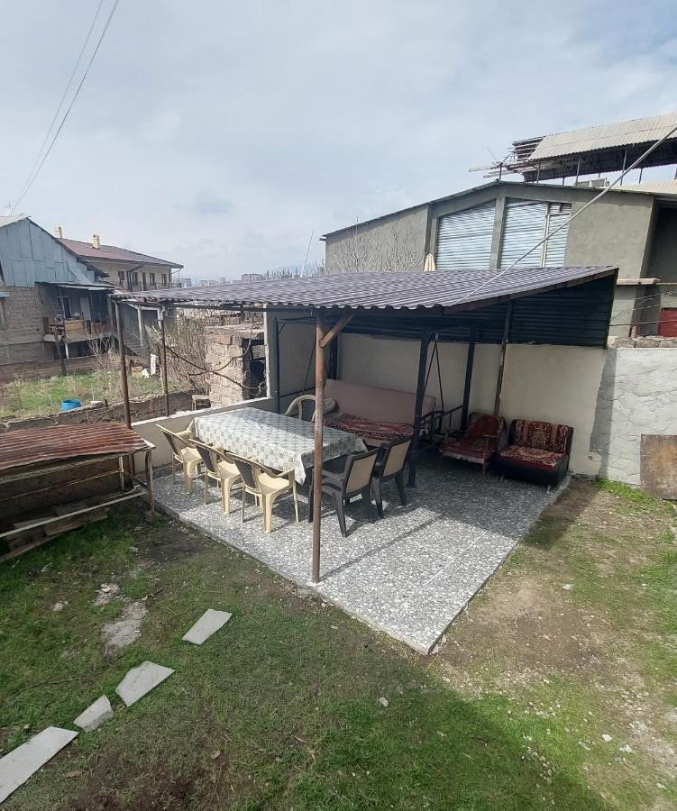 Sam'S Place, Tours With Sam Yerevan Bagian luar foto